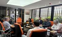 مدیر کل آموزش فنی و حرفه ای استان اصفهان با مدیرعامل نمایندگی فونیکس سلامتیان دیدار و گفتگو کرد